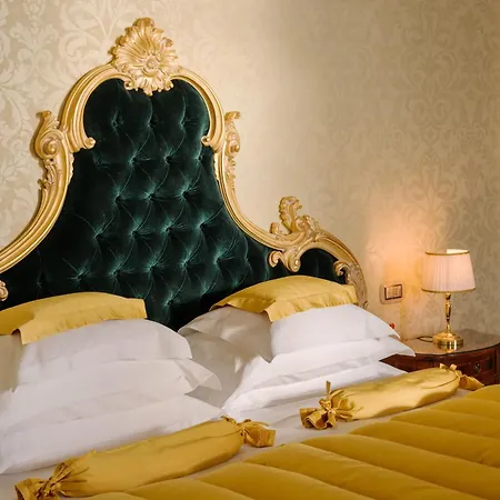 Hotel Grand Serbelloni 5*
