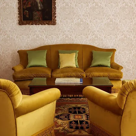 Grand Serbelloni - A Legendary Hotel