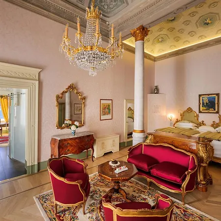 Hotel Grand Serbelloni - A Legendary 5*